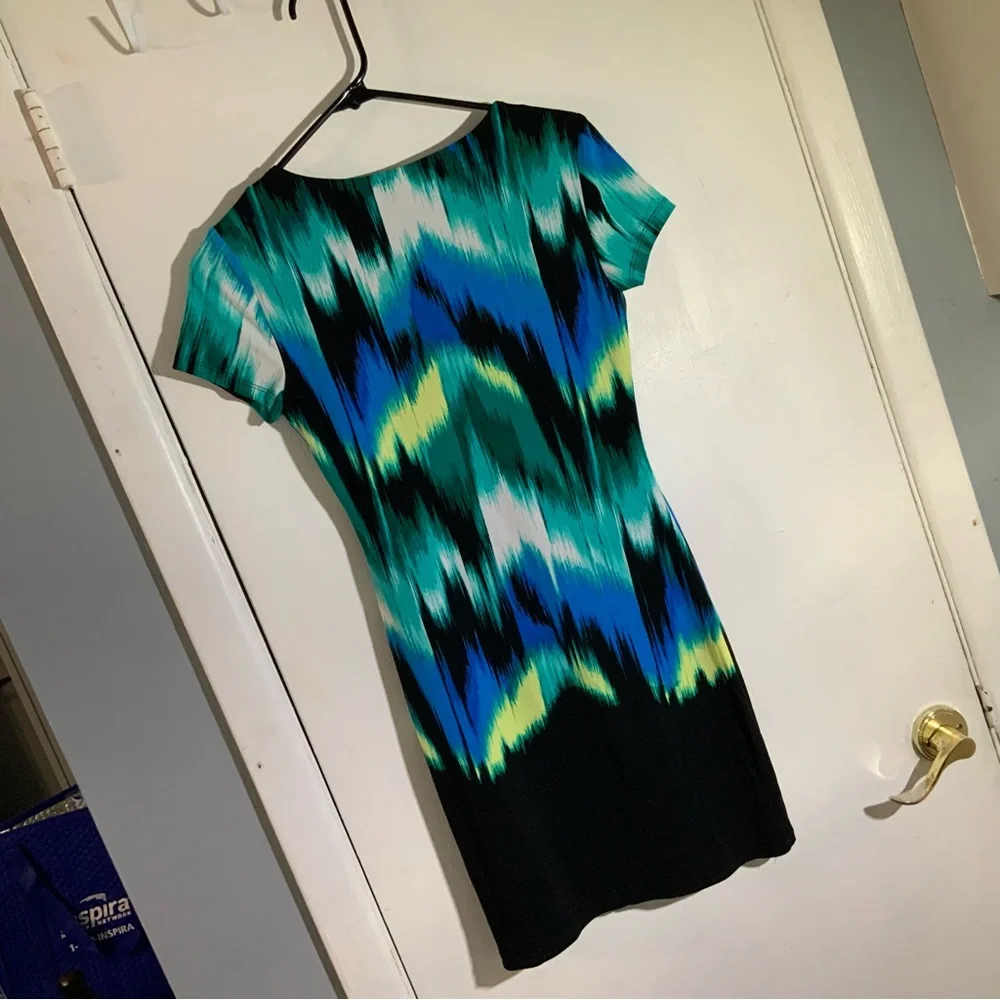 J-Lo Zig Zag Colorful Bodycon Cap Sleeve Mini Dress SZ XS - Picture 11 of 11